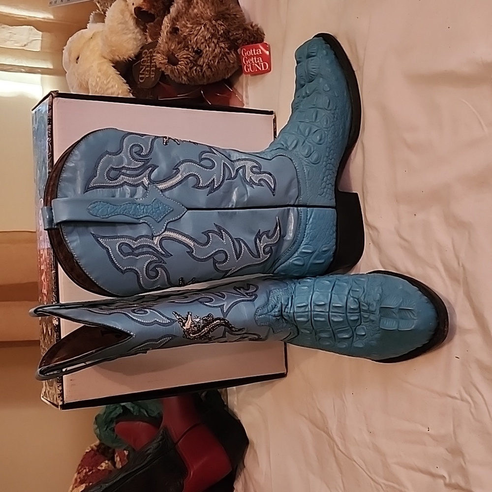 Johnny Boots Exotic Hornback Gator Cowboy boots